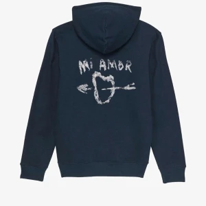 MI AMOR  - Jag söker en MI AMOR HOODIE i blå helst men de fukar också i någon annan färg💙