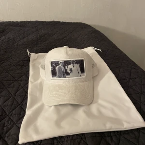 Emilo Pendeza Keps - Bra skick