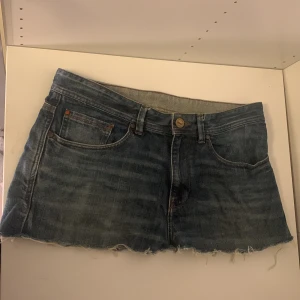 Mexx mini kjol lågmidjad - Låg mini kjol från mexx