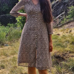 Sommarklänning  - Mycket bra skick 