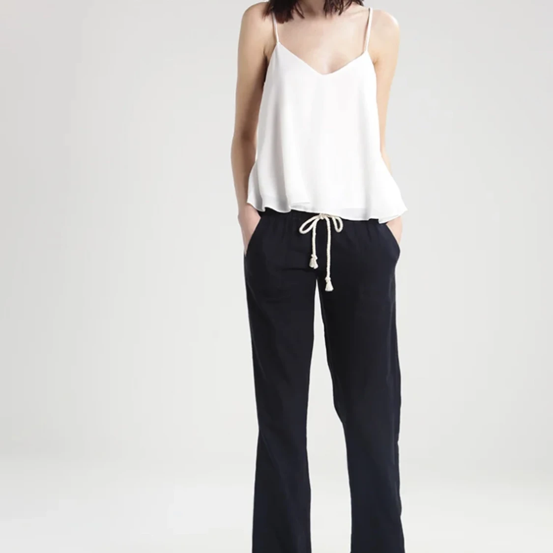 Linnebyxor-Roxy storlek M - 90