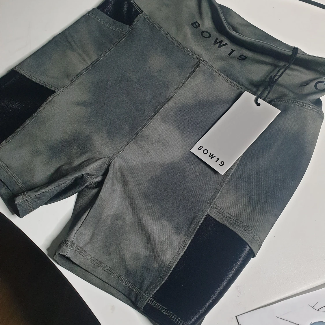 Nya shorts från BOW 19 storlek S  - 91