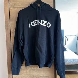 Kenzo hoodie stl Xl passar även till L - Knappt använd
