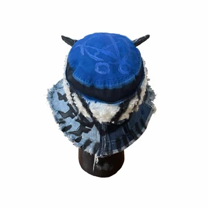 Mössa”djuret” ”ONESIZE” - Flovin - Mössa”djuret” Buckethat, Onesize.