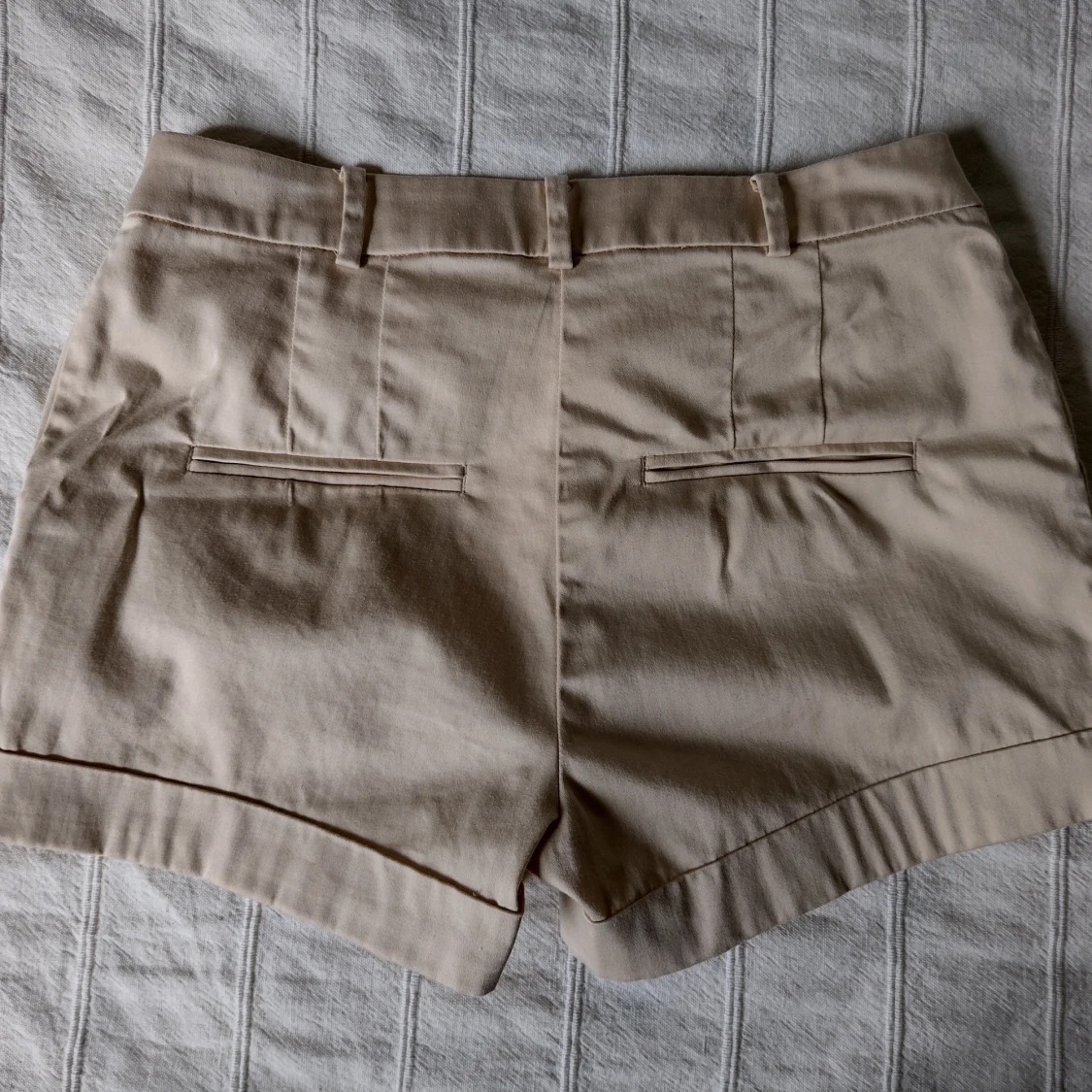Beigea shorts/kostymshorts, storlek 34 - 91