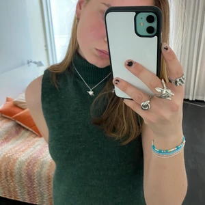 Festtopp - Så fin festtopp använd vid 2 tillfällen! Säljer pga att den inge kommer till användning