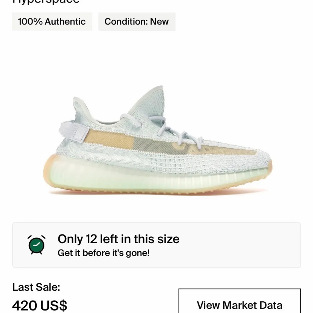 Säljer ett par yeezys då jag aldrig använder de. Det är som gott som nya, dock saknar jag kvittot då jag tyvärr dumt nog slängde det. Kostar runt 4000kr om du vill köpa det från internet!. Skor.