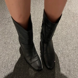 Boots - Svarta boots 