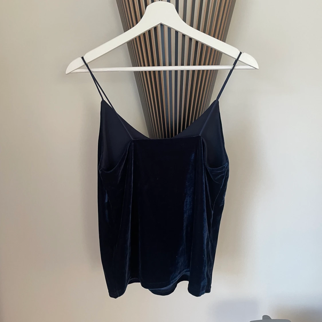 Linne i sammet från BikBok  - 90