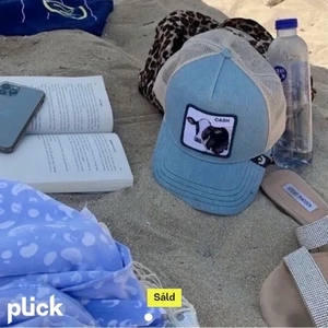 Goorin bros keps - Säljer mig sååå coola Goorin Bros keps som jag köpte här på Plick i somras! Den är nästan aldrig använd av mig, bara testad som kan ses på andra bilden💗 (första bilden är lånad) 🙌🏻FÖRST TILL KVARN🙌🏻