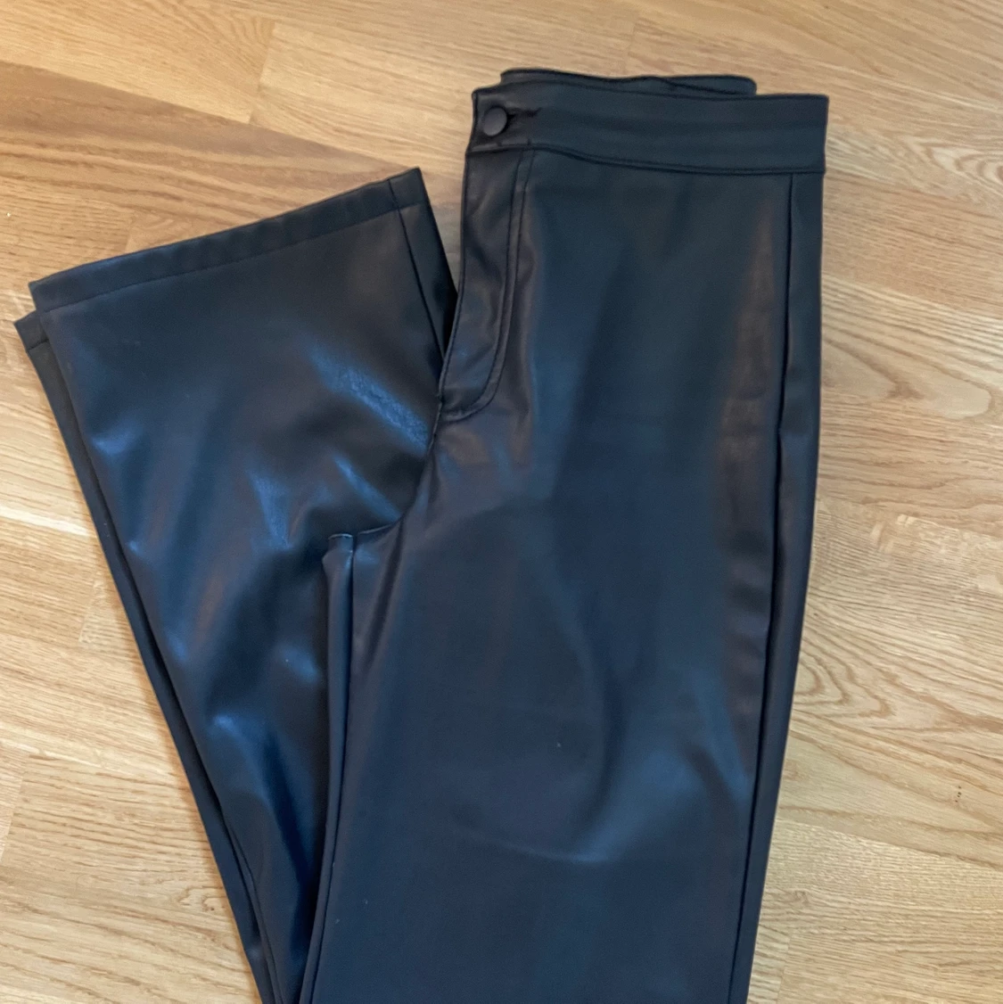 Raka läder byxor  - 90