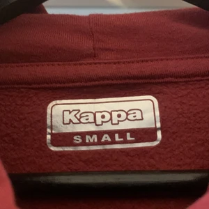 Kappa hoodie strl S - Endast använd en gång