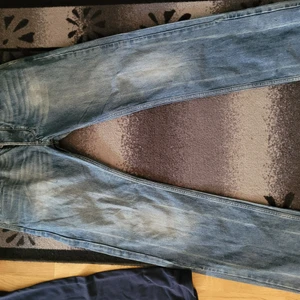 Diesel byxor  - Diesel byxor i jätte bra skick. Storlek 32/32