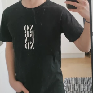 Svart Norrland t-shirt - Nyskick, använd endast ett par gånger 👍