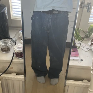 Big Boy Workpants S  - Big Boy Workpants i storlek smal, lite slitna i botten men annars är det inget fel på dom:)