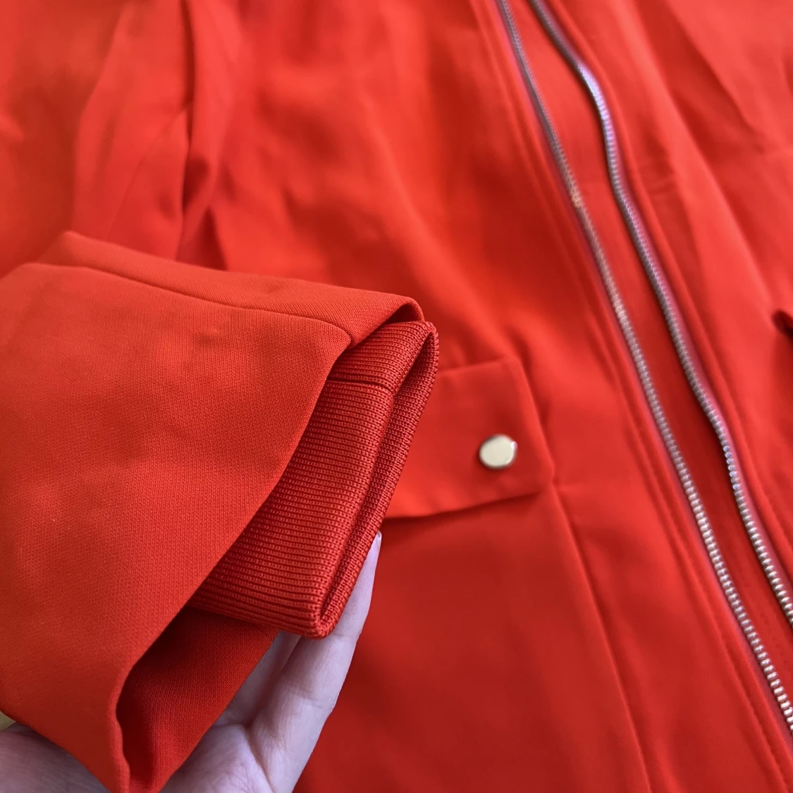 H&M - Röd  kavaj/vårjacka - 91