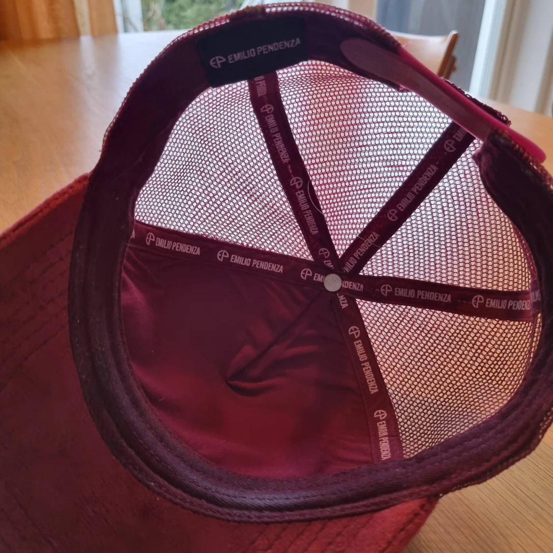 Emilio Pendenza keps - 91