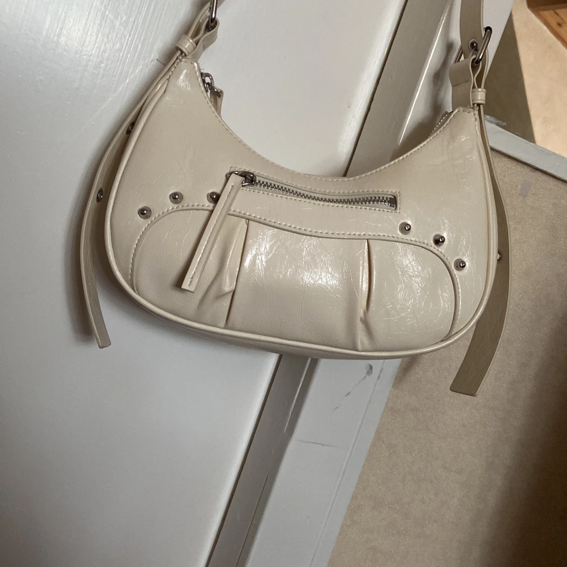 Monki axelväska - 90