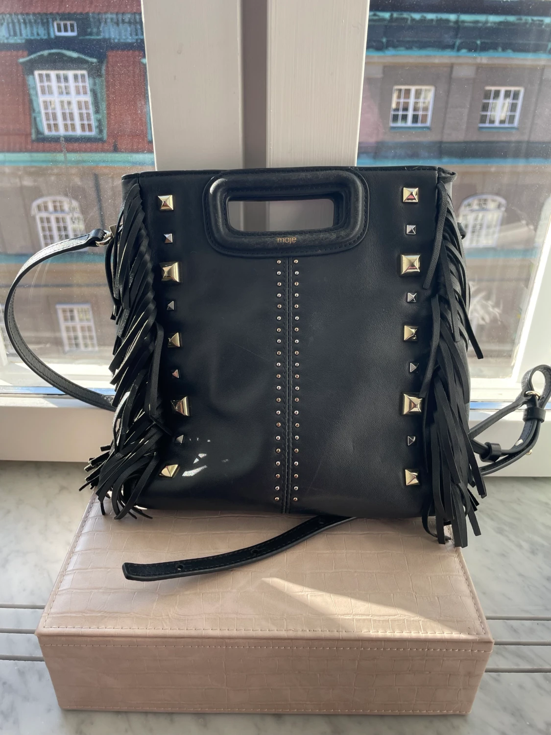 Maje väska