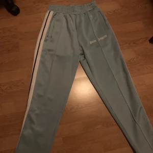 Palm Angels byxor  - Bra skick