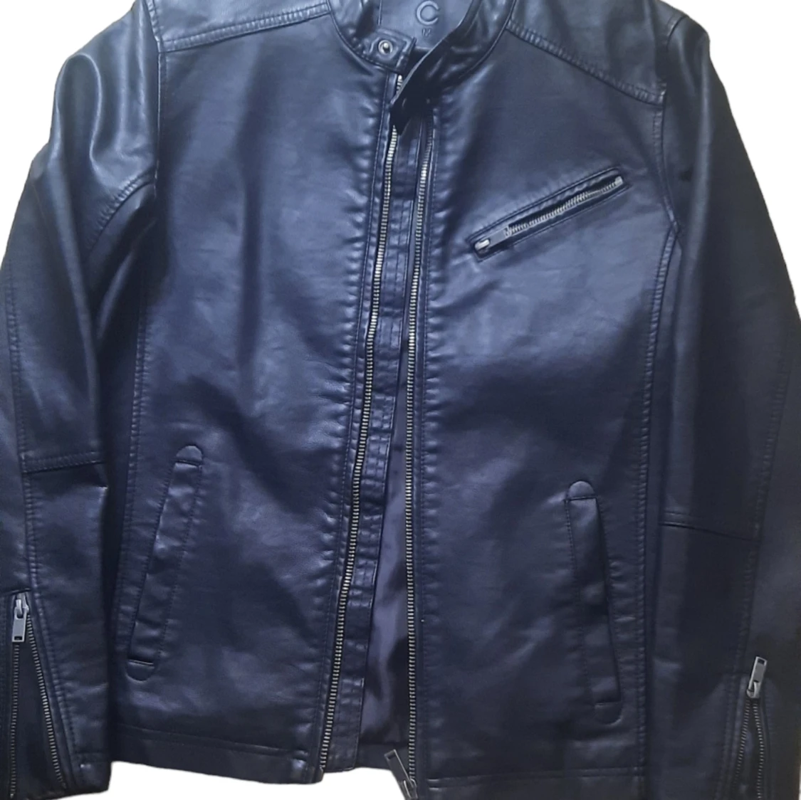 Svart skinnjacka  - 91