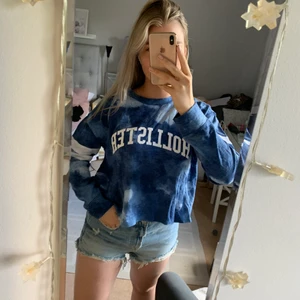 Tröja Hollister  - Fin tröja från Hollister som aldrig kommit till användning. 