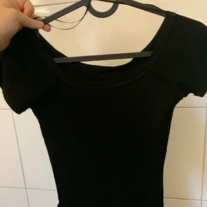 svart topp stl xs - svart topp stl xs 