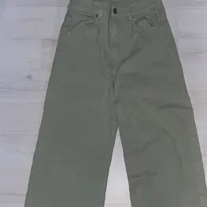 Pastell gröna jeans fråm H&M💚Bara bra skick!