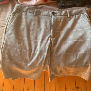 Stilrena Shorts - köpta för 500kr använt 3 gånger 