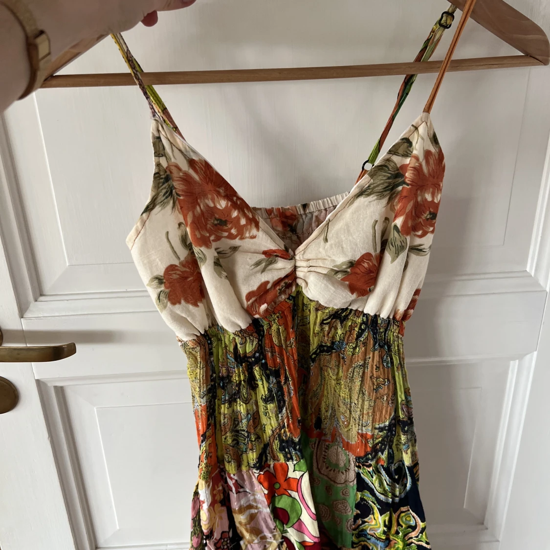 Mönstrad klänning  - 90