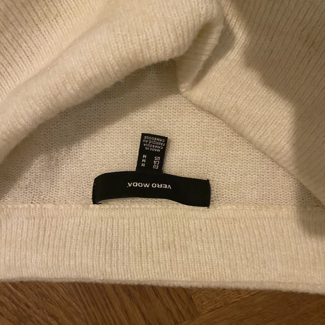 Off shoulder pullover - 91