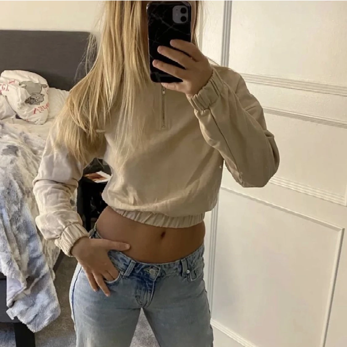 beige tjocktröja 
