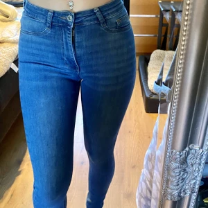 Jeans - Molly jeans från Gina i fint skick 💙