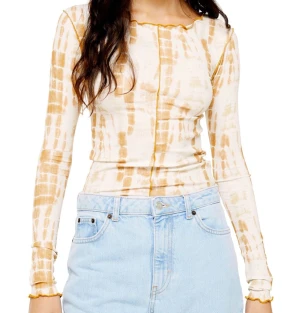 Batik tröja från topshop  - Fin långärmad från topshop, endast testad men inköpt för ca 1,5 år sedan. 