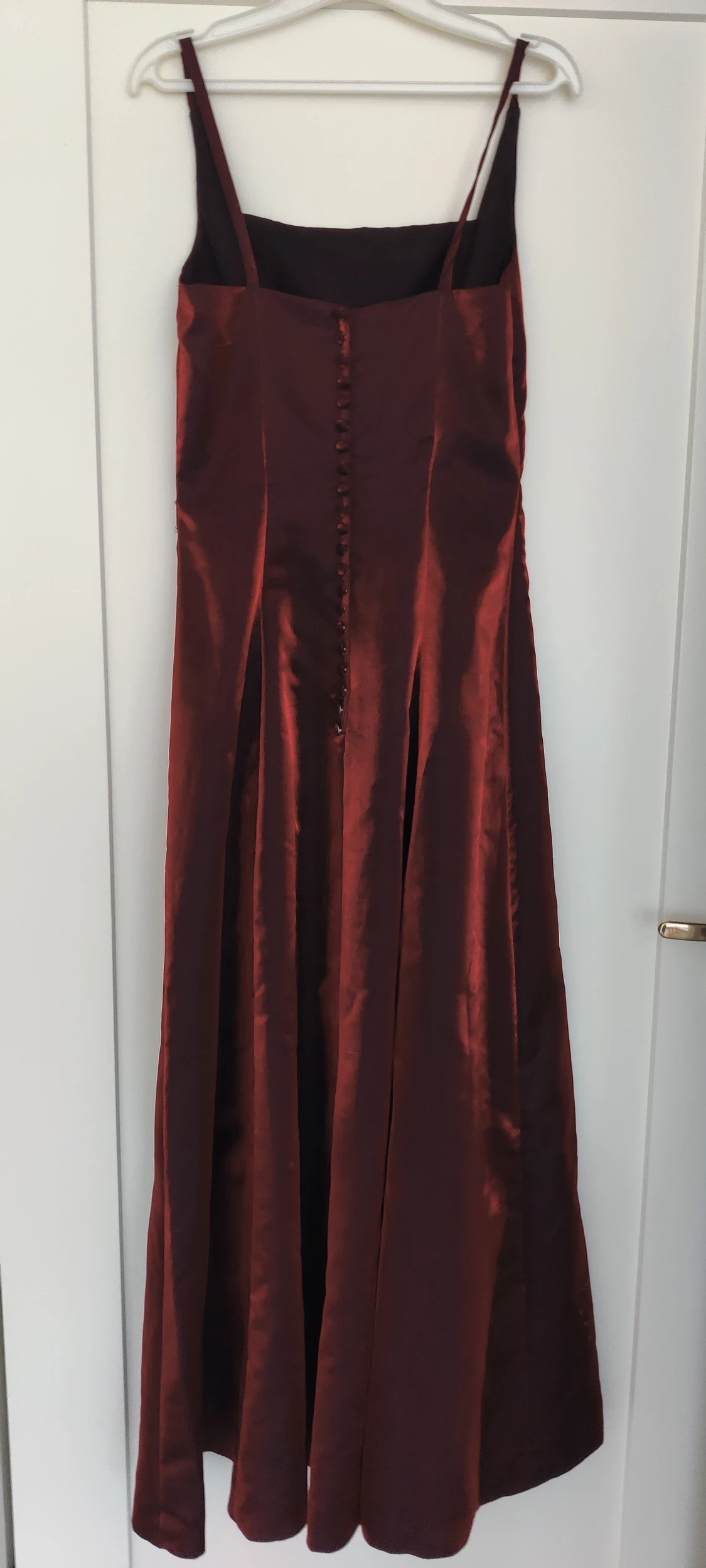 Vinröd balklänning - 90