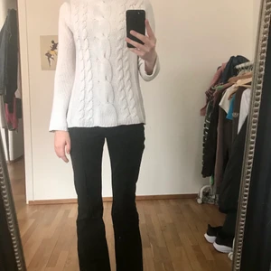 Stickad tröja - En stickad polotröja🦋