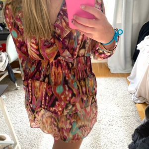 Ny klänning Zara  - Storlek S, helt oanvänd supersöt klänning 💕