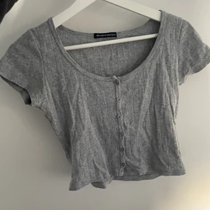 Brandy melville topp - Super söt topp! Köparen står för frakten💗