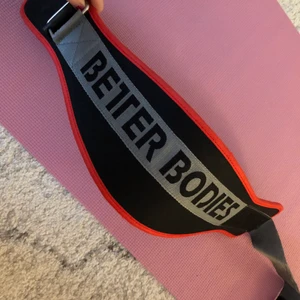 gym bälte  - gym bälte från better bodies väldigt bra skick. d är size XS men passar även S