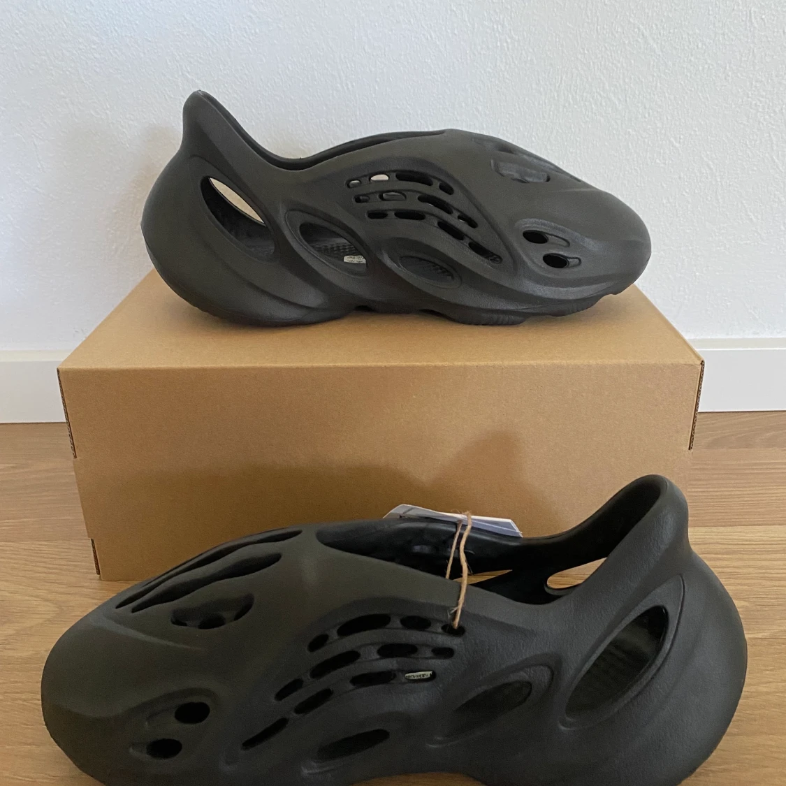 Yeezy foam runner onyx - 90