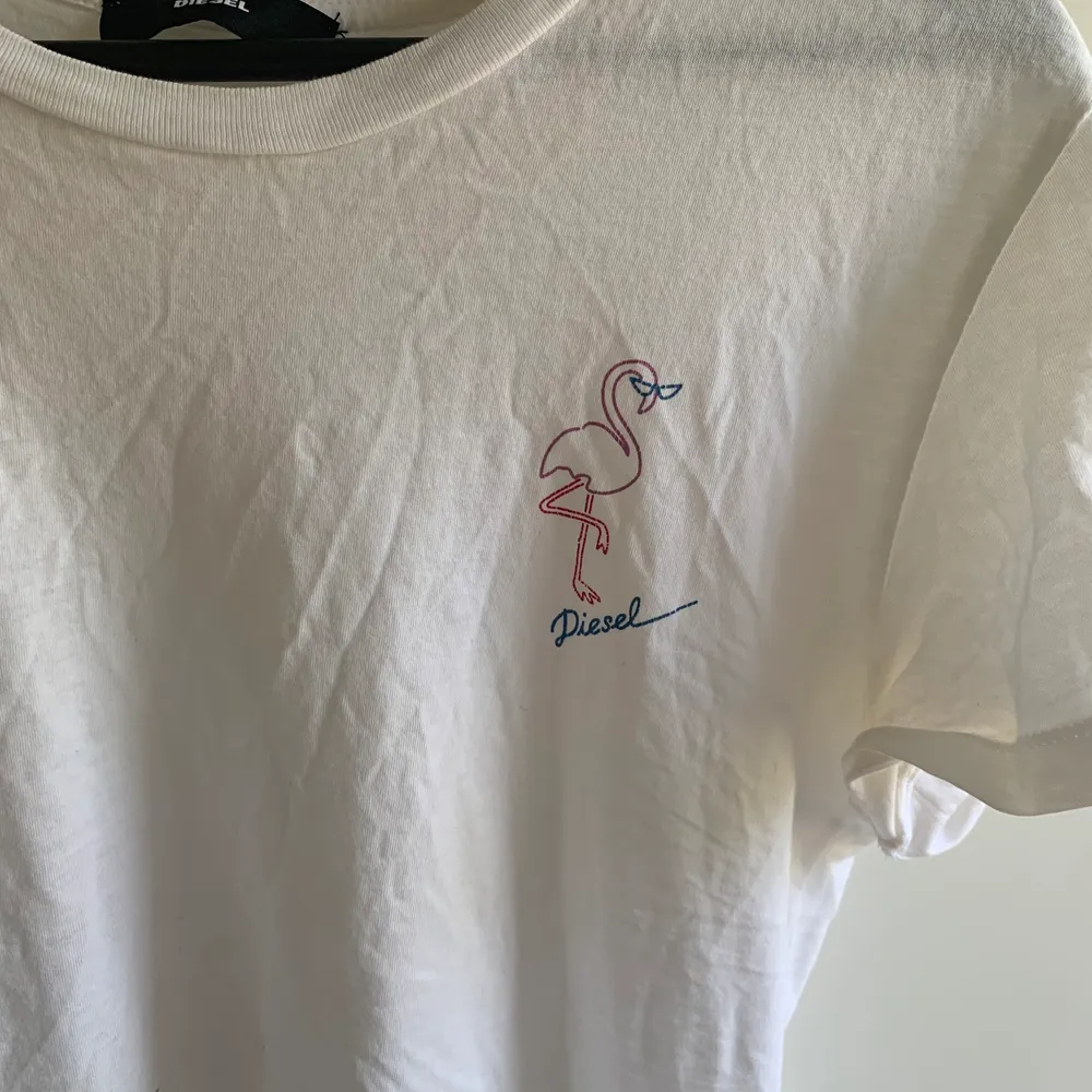Tshirt från diesel! Xs-m . T-paidat.