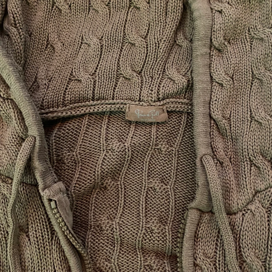 brun stickad hoodie - 91