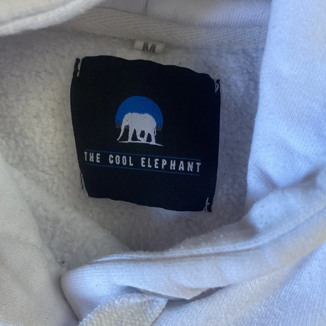 The cool elephant  - 90
