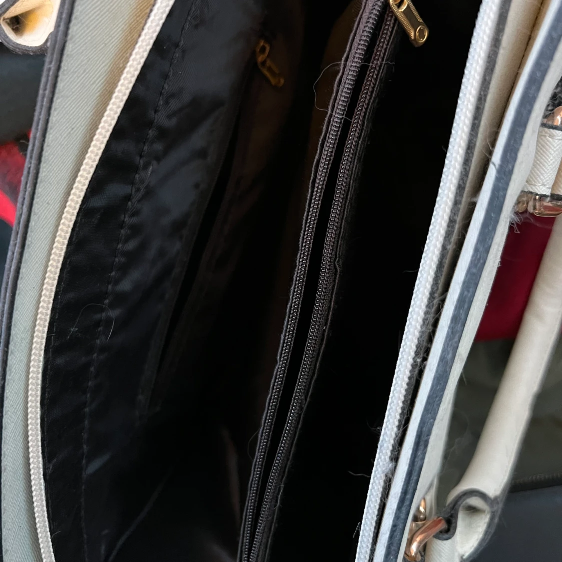 Hand/axelväska? - 91