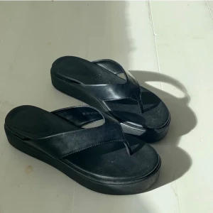 Sandaler med plattform  - Sandaler i storlek 38, bra skick! 