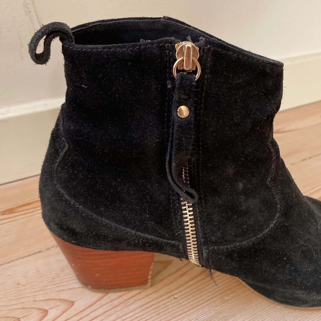 Cowboy boots & Other Stories - 90