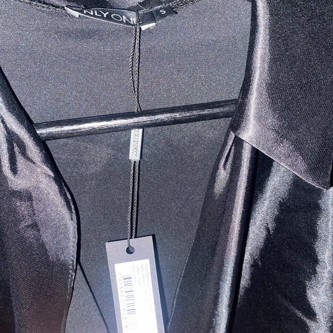 Oanvänd klänning  - 91