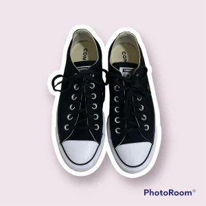 Converse Chuck Taylor All Star Black - Nice pair of platform Converse in size EU 39.  Only used them about 5 times.