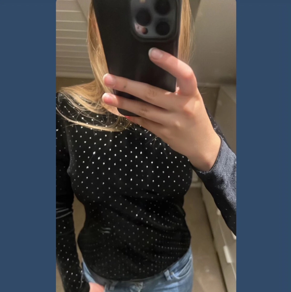 LINDEX svart långärmad tröja med pärlor - 91