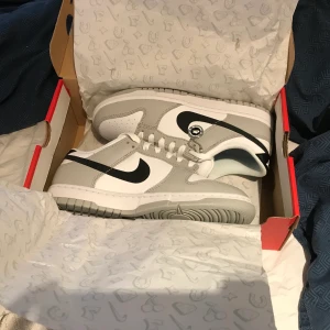 Nike dunk Low lottery  - Storlek 41, helt oanvända pga felköp